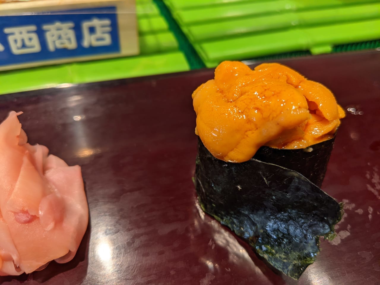 豊洲市場にある大和寿司のウニ