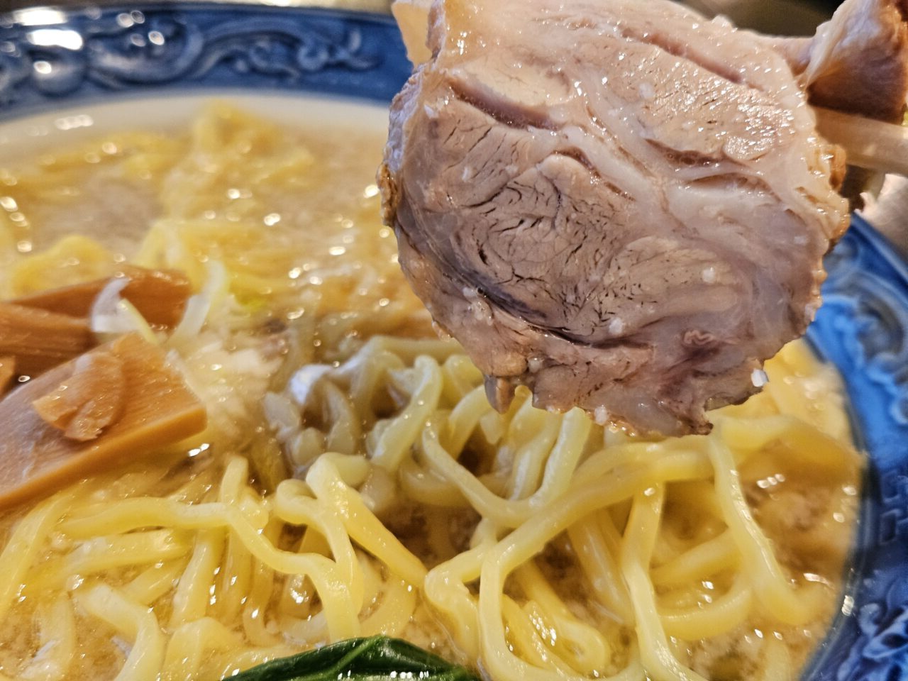 ラーメンバル亀のチャーシュー