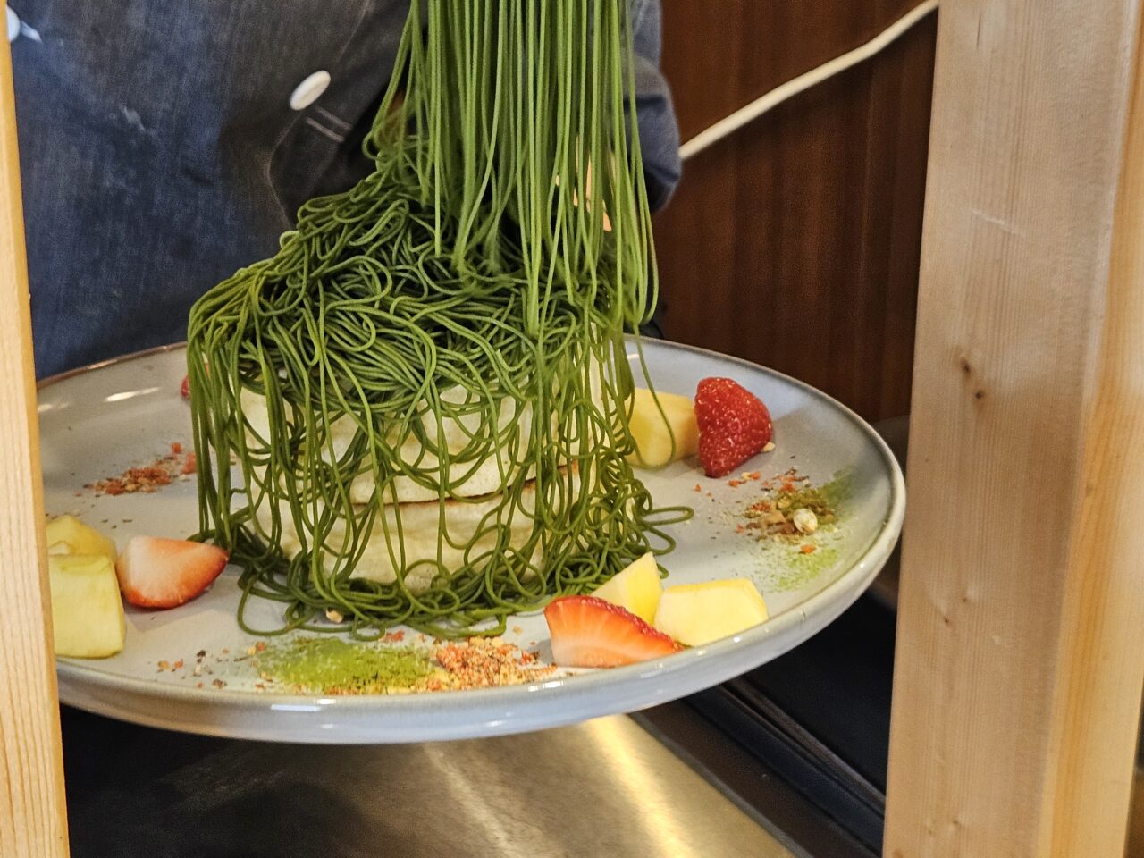 2段にリニューアルした抹茶パンケーキ