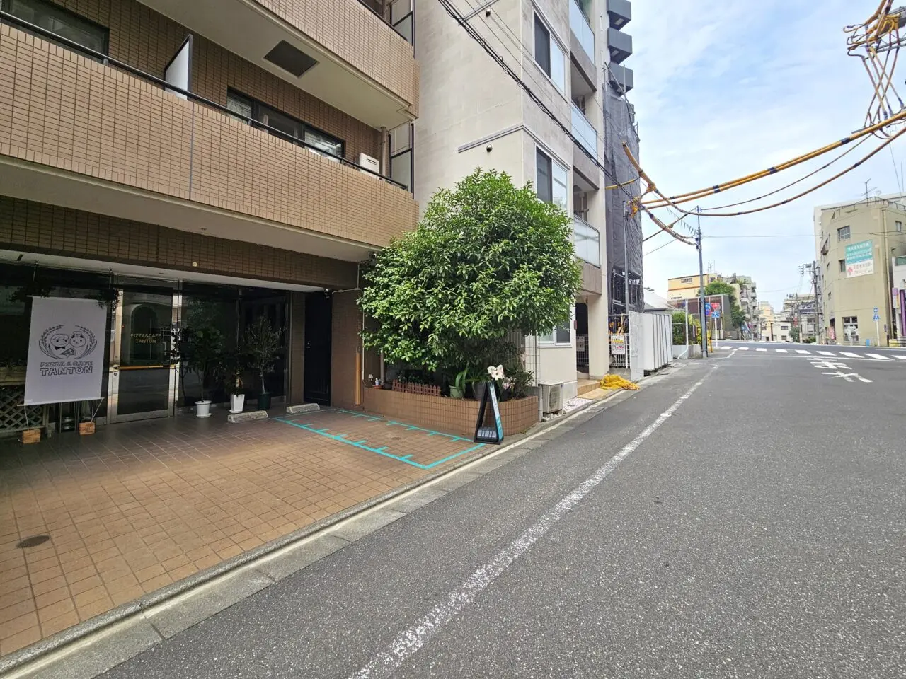 オープン予定のPIZZA&CAFE TANTON