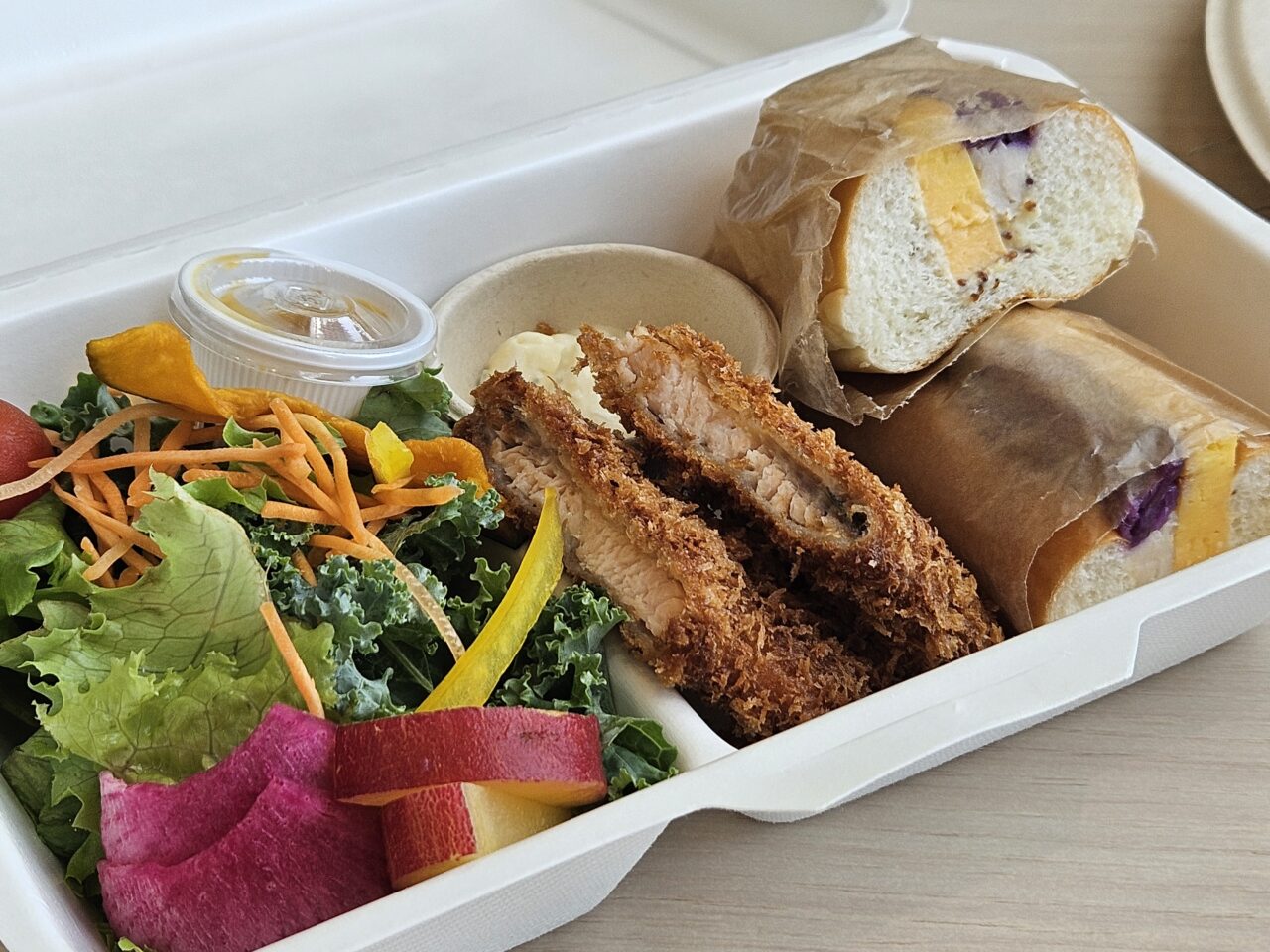 日本科学未来館のカフェテリア ブルー