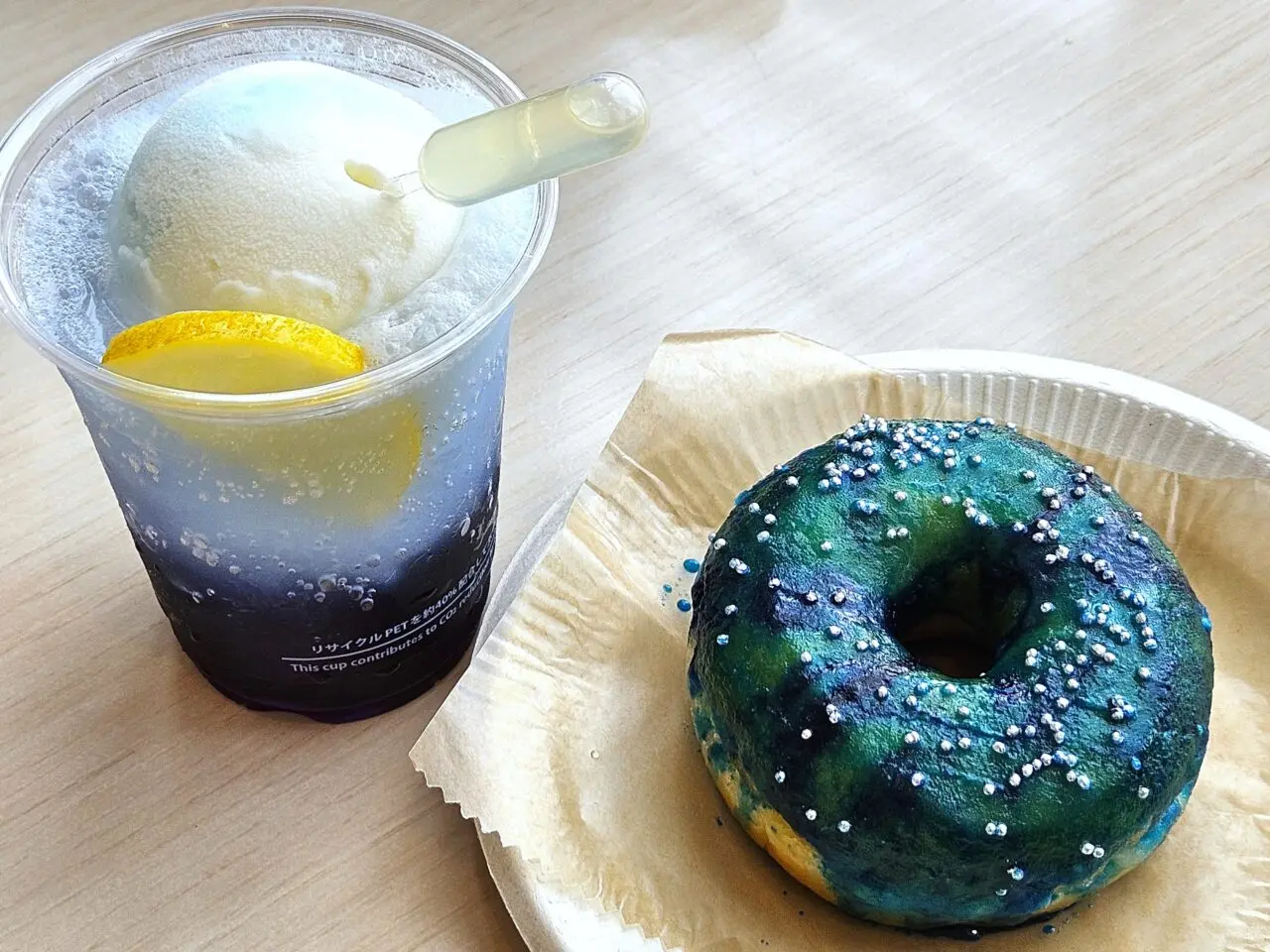 日本科学未来館のカフェテリア ブルー