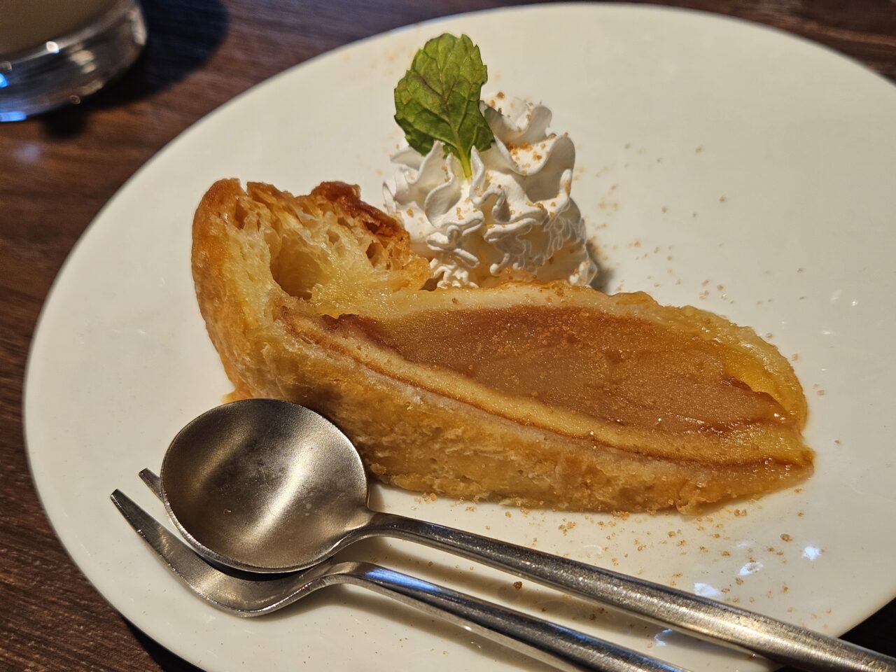 好きなスプーンを選んでカレーを食べられます