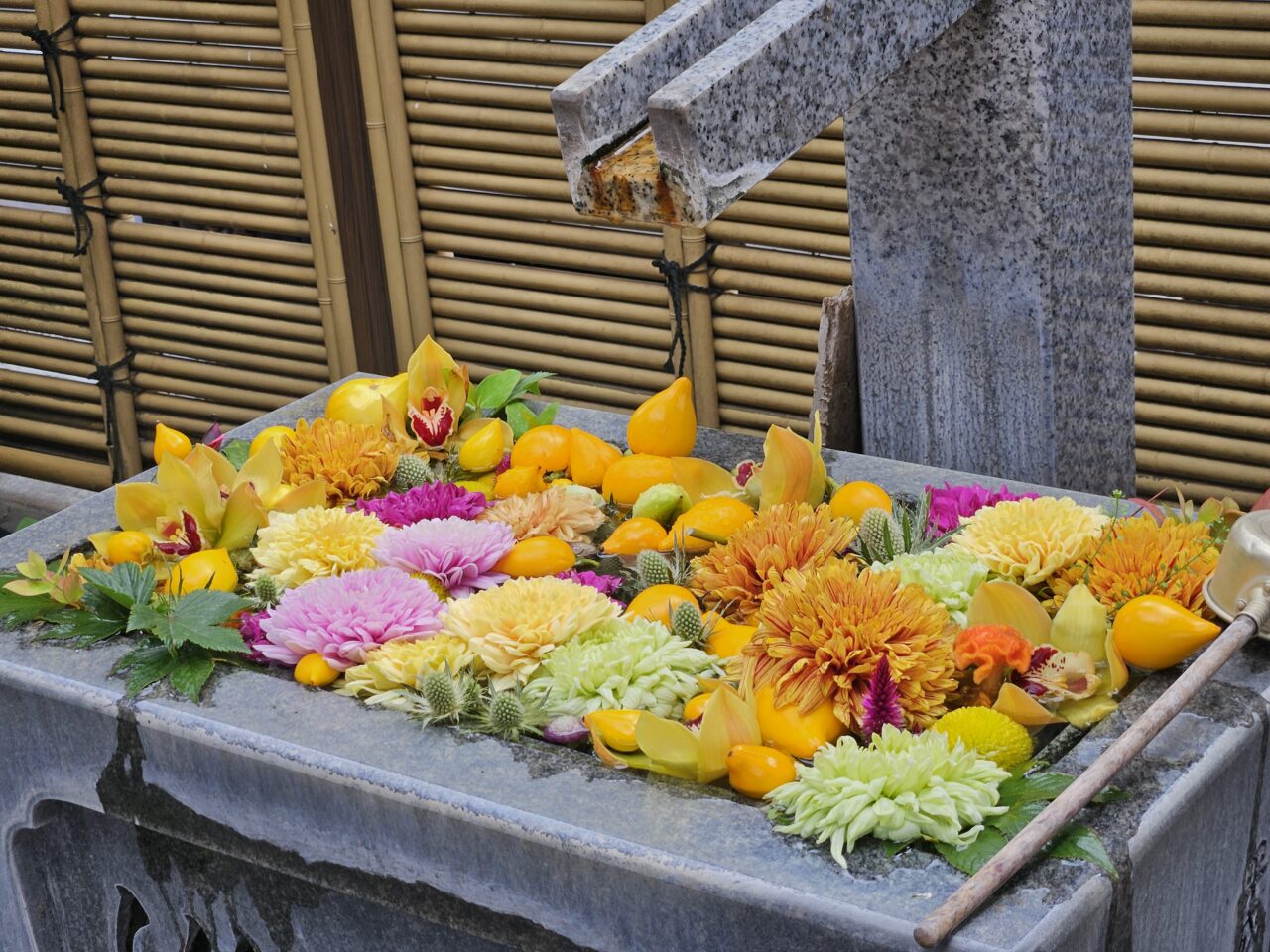 深川花手水2025 秋が開催中