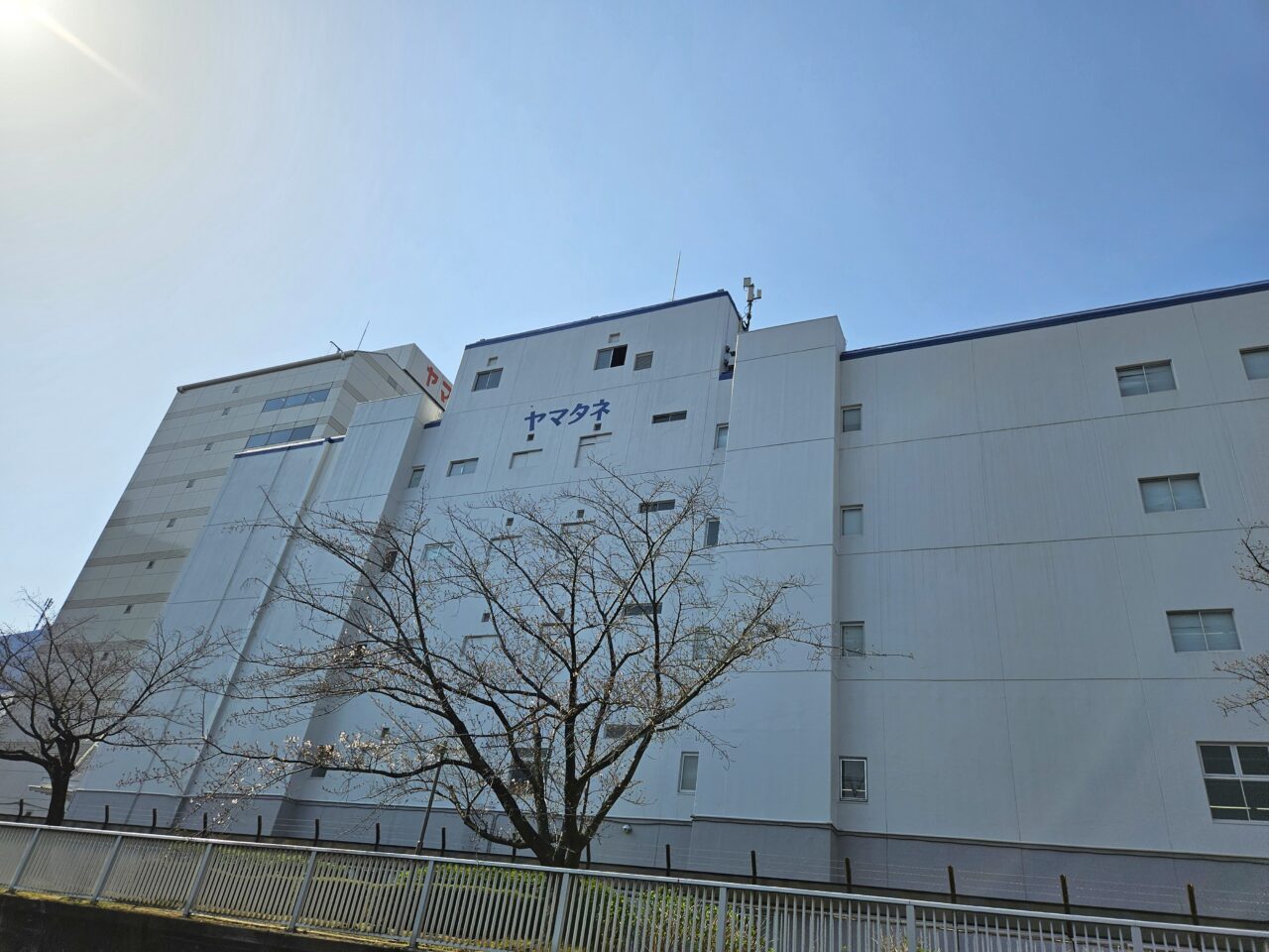 ヤマタネ深川営業所管内の空域でドローンショー開催