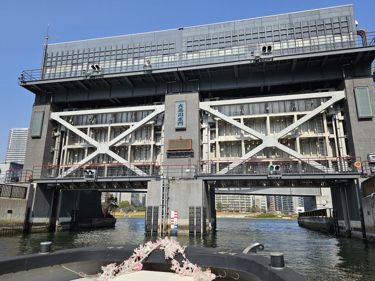 ヤマタネ深川営業所管内の空域でドローンショー開催