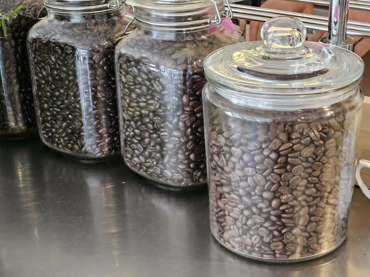 11月にオープンした深川和倉珈琲焙煎所