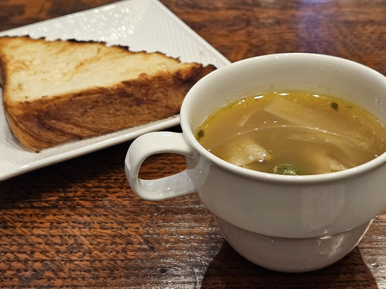 江東区牡丹町にオープンしたDEUX TROIS