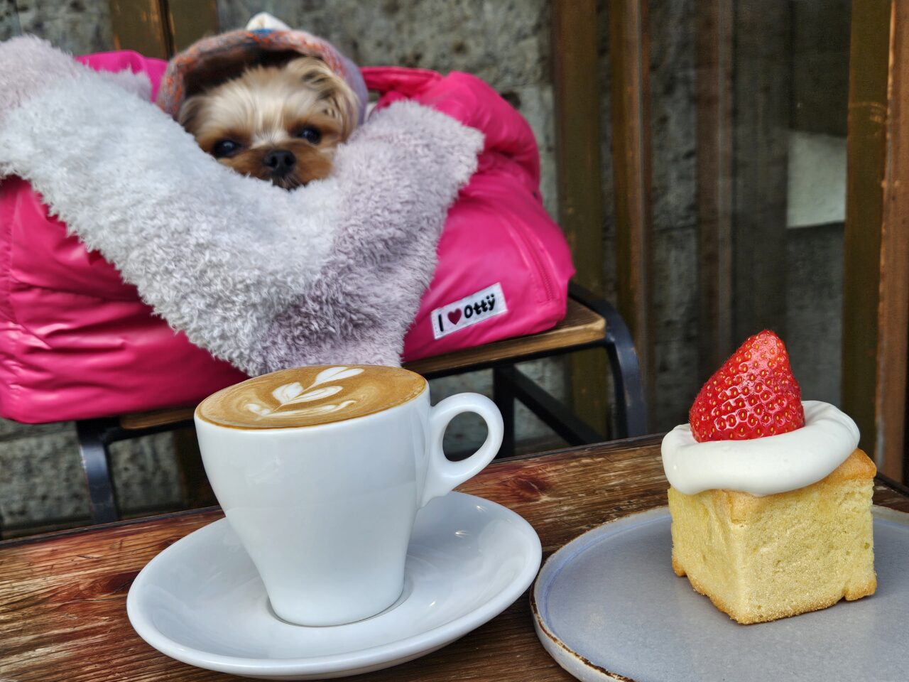 人情深川ご利益通りの「monzcafe」へ