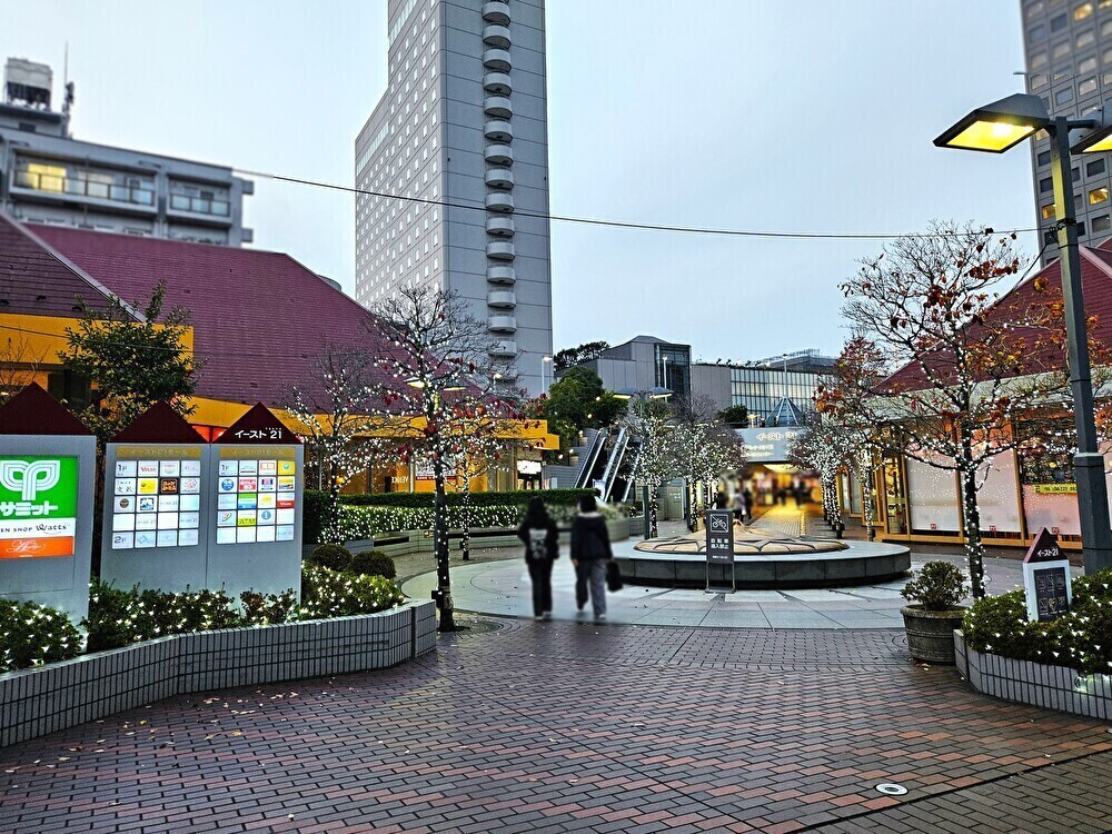 12月19日にマクドナルドがオープン