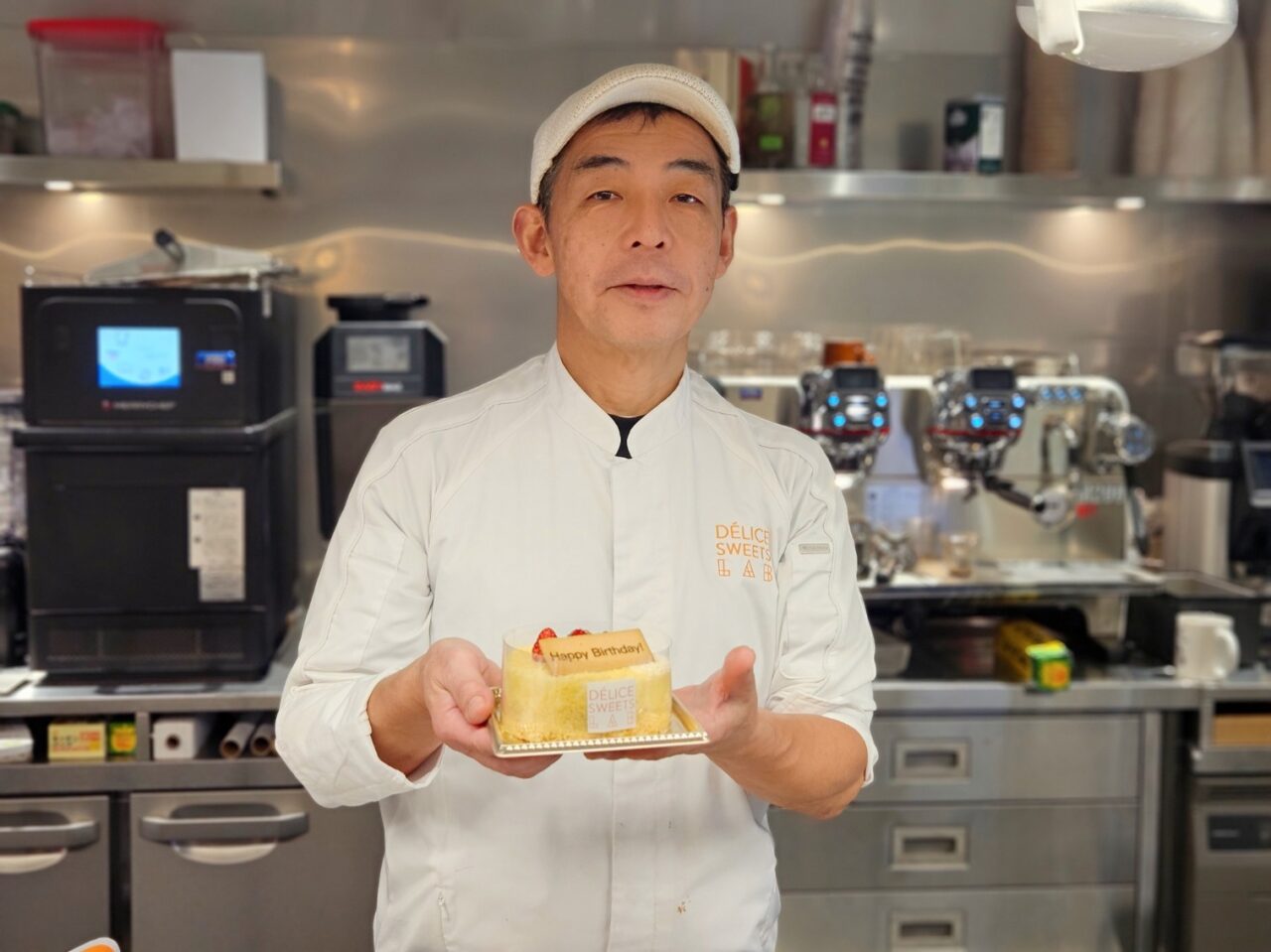 デリススイーツラボのスイーツ自動販売機