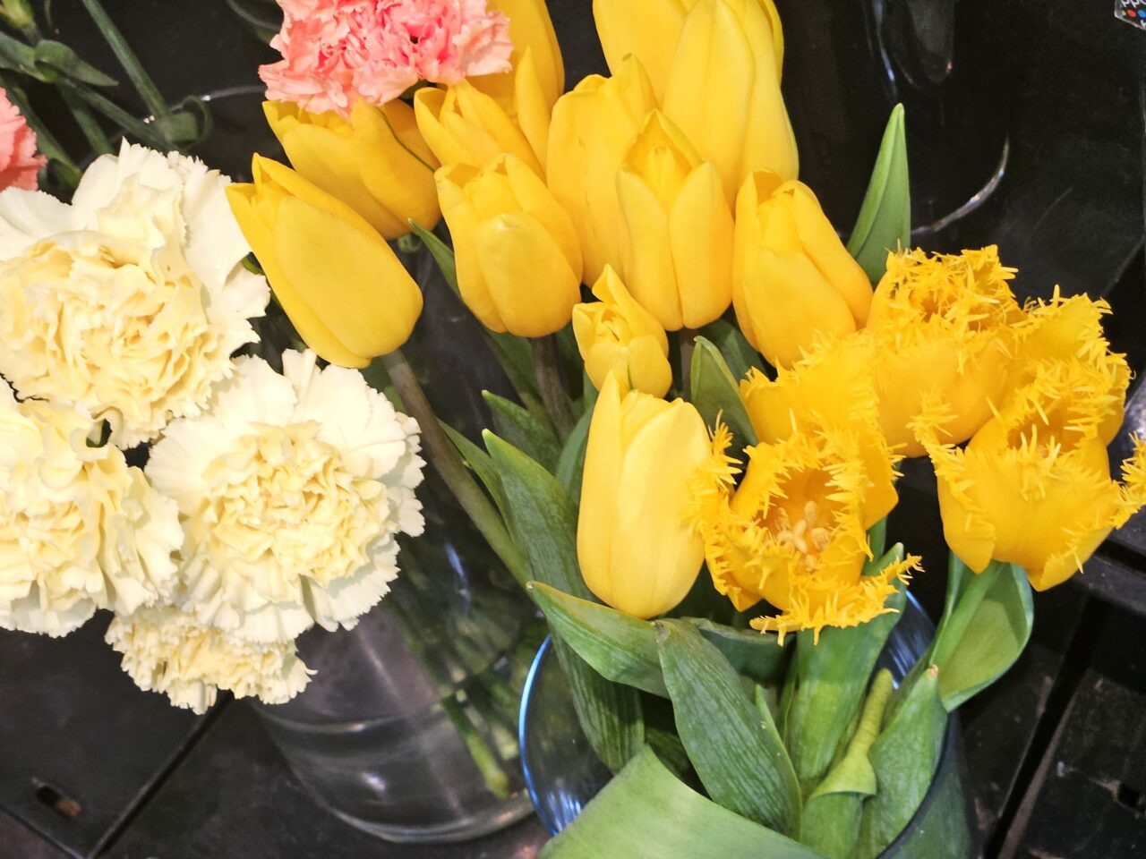 豊洲の花屋happyでアレンジメント