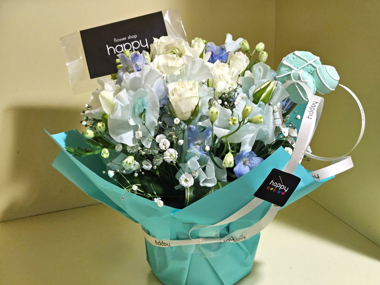 豊洲の花屋happyでアレンジメント