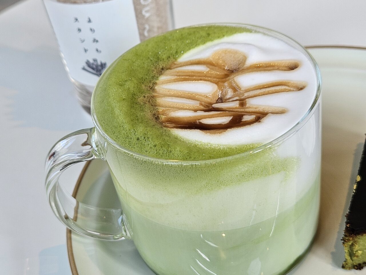 よりみちスタンドの抹茶ラテ