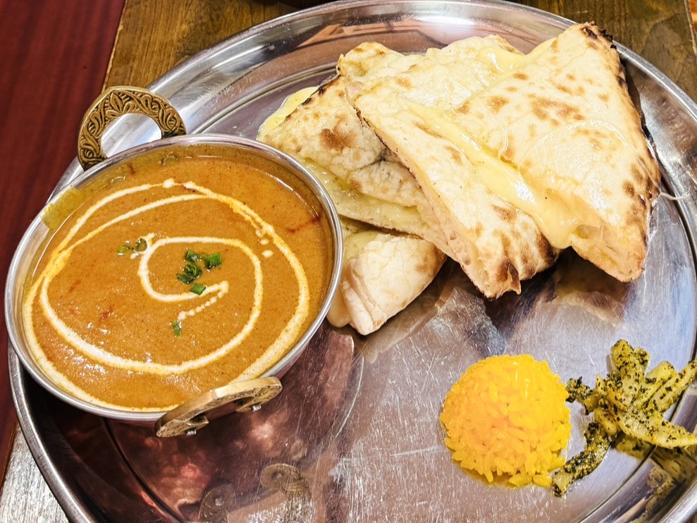 アジアンダイニング＆グリルバー ムナでランチ