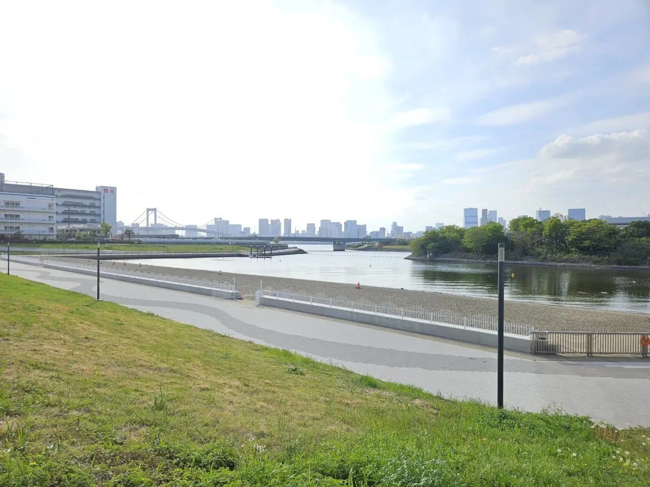 有明親水海浜公園の西入江砂浜がオープン