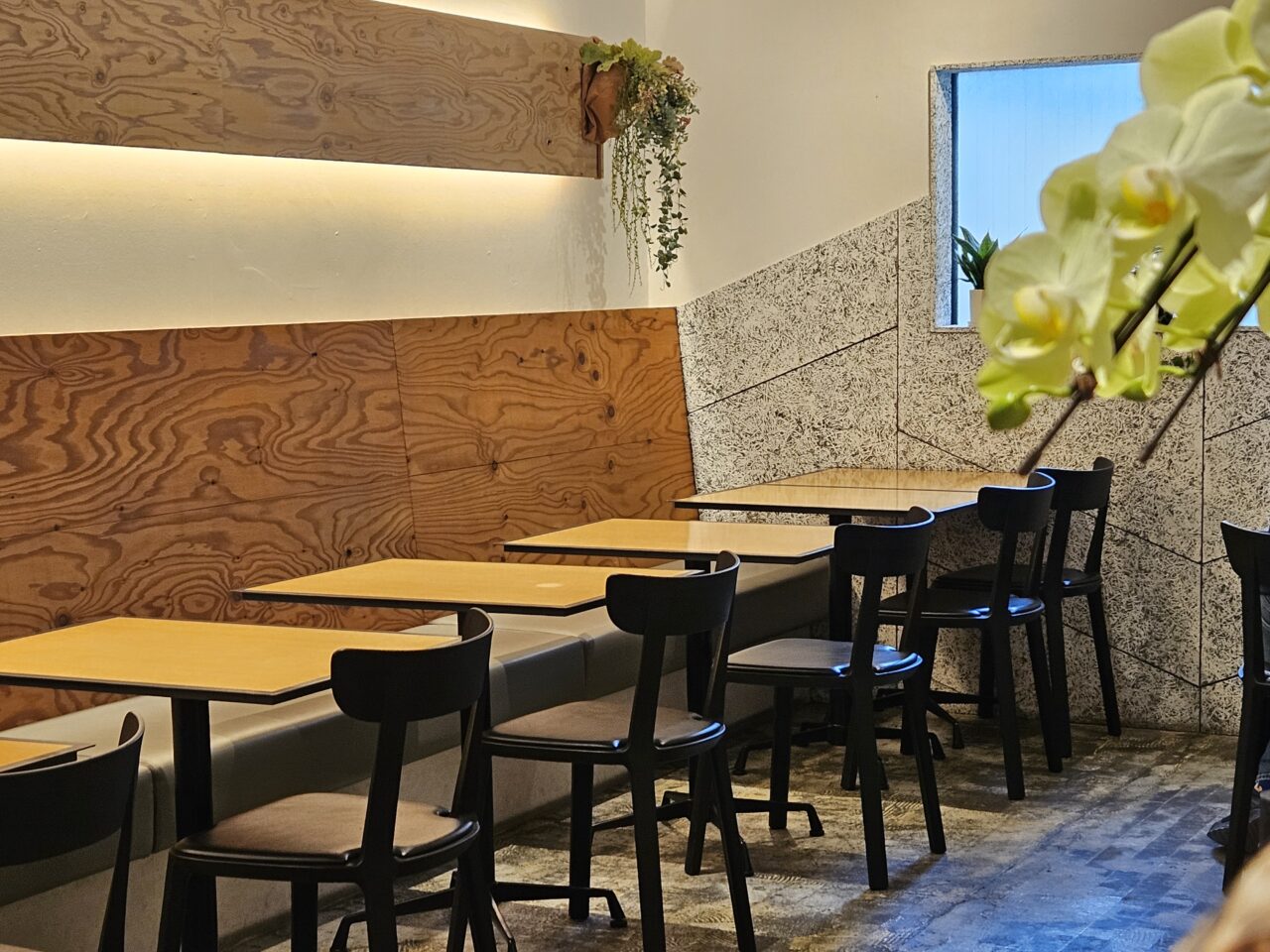 カフェクールが閉店予定