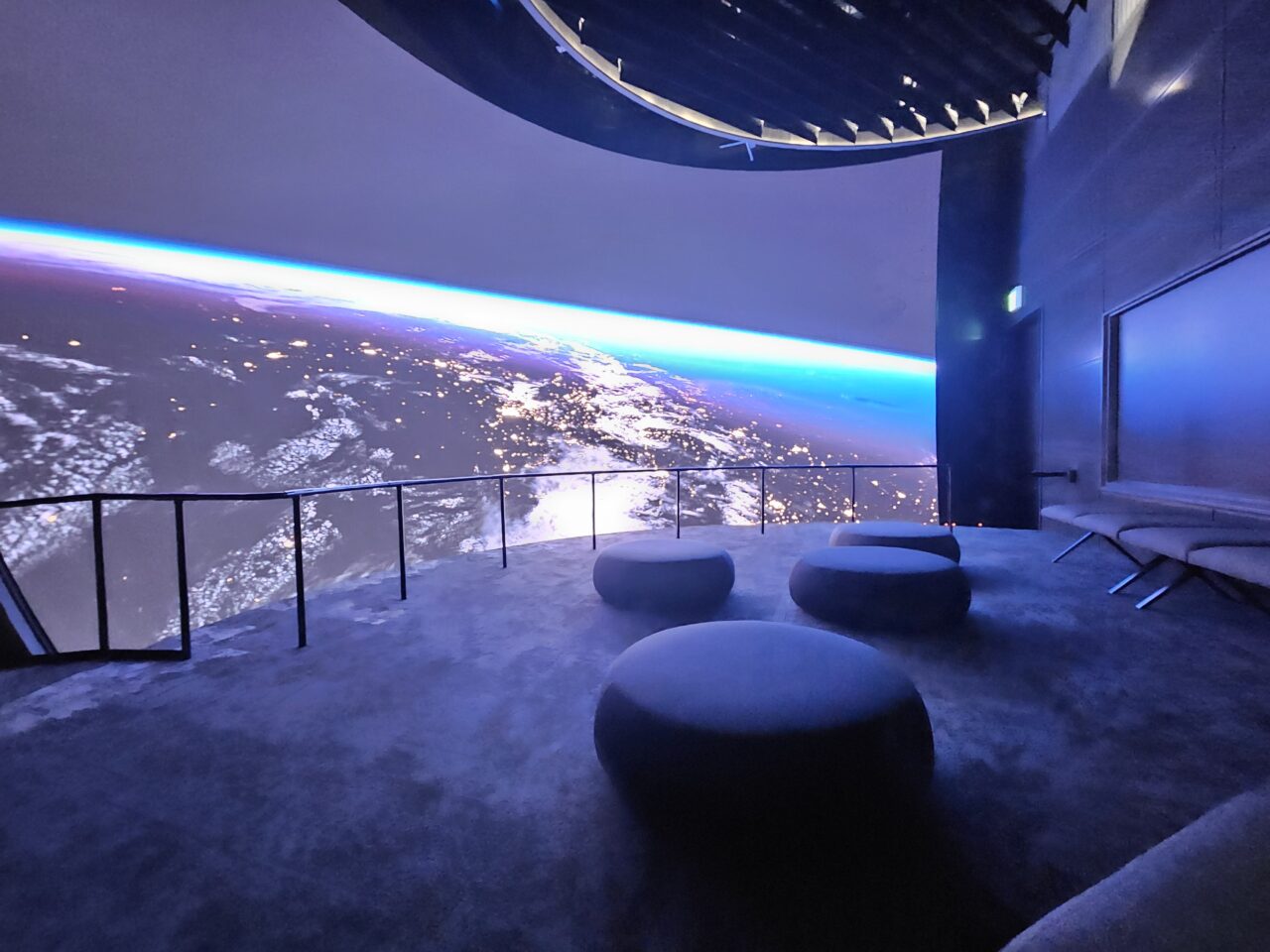 日本科学未来館で没入型インスタレーション作品が公開