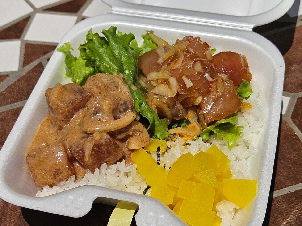 ポキボウル&アサイーボウル専門店のアヒポキ豊洲店