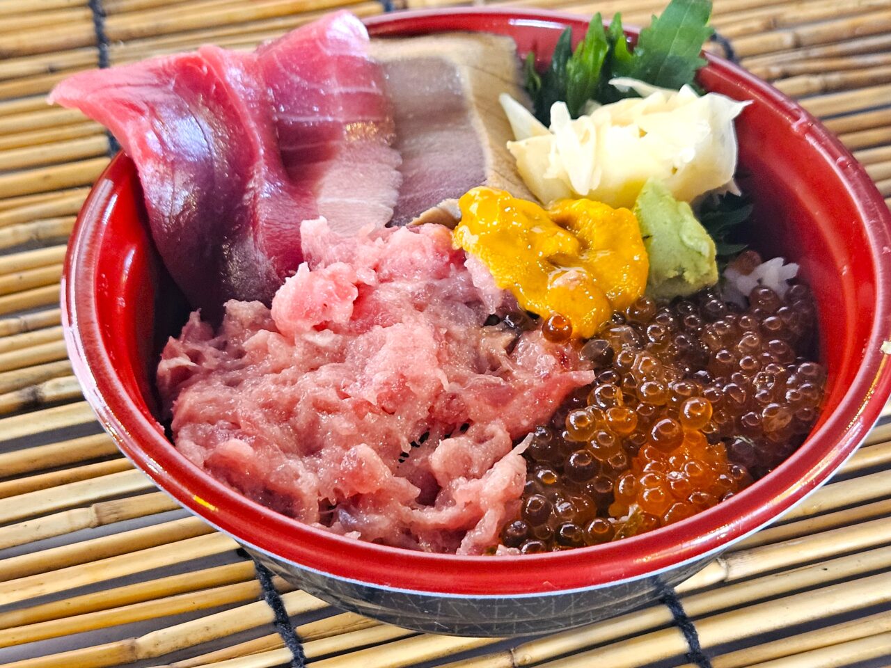 出張!浜焼き「うまか市場」がトピレックプラザで開催