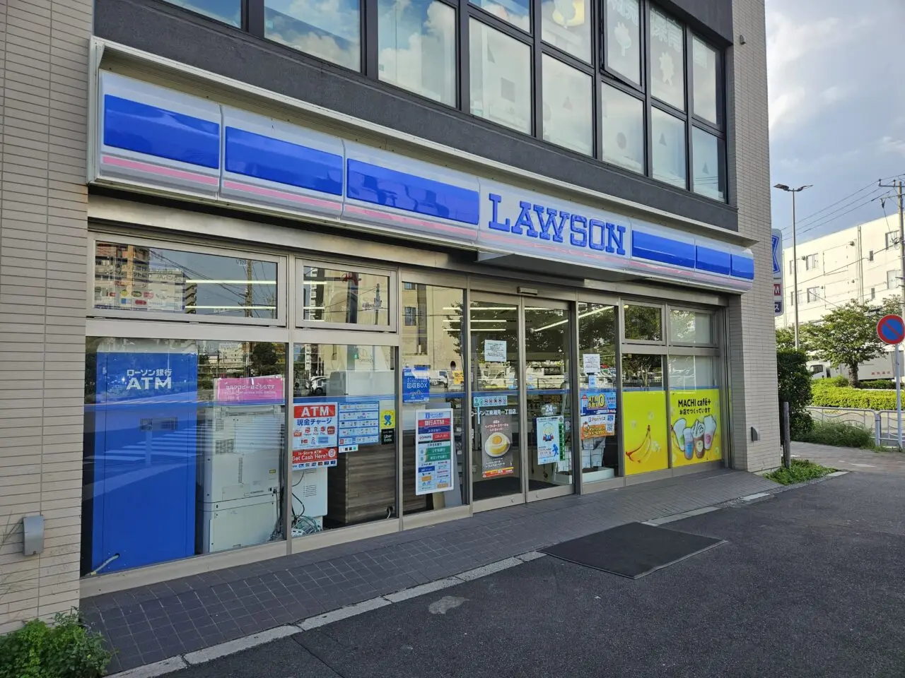ローソン 江東潮見一丁目店が調理ロボを導入予定